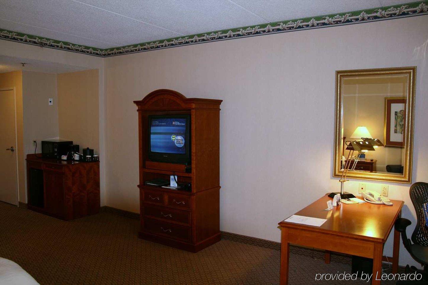 Hilton Garden Inn Secaucus/Meadowlands Bilik gambar